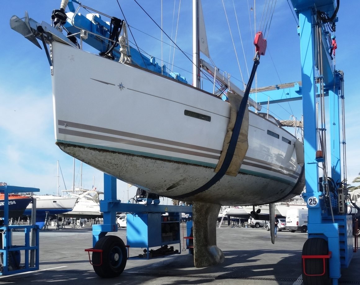 Pre-Purchase Survey - Boat Haul Out